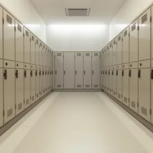 Odległość między szafkami w szatni